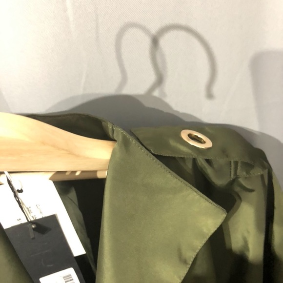 Olive Gunner Mid Trench Coat - Picture 5 of 8